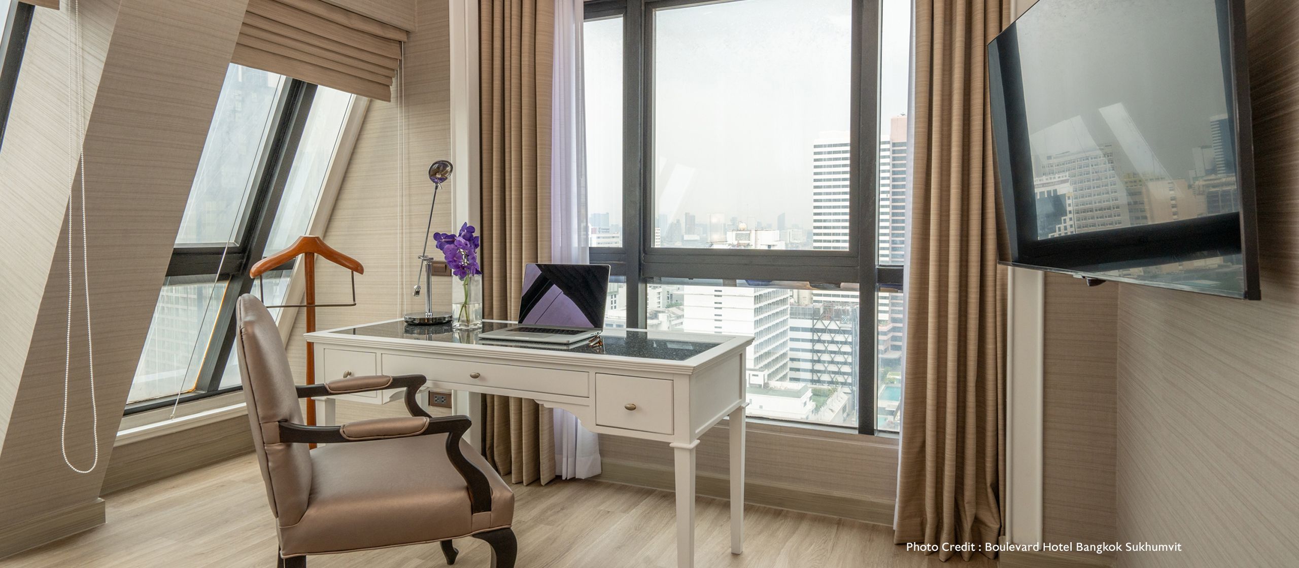 Boulevard Hotel Bangkok Sukhumvit