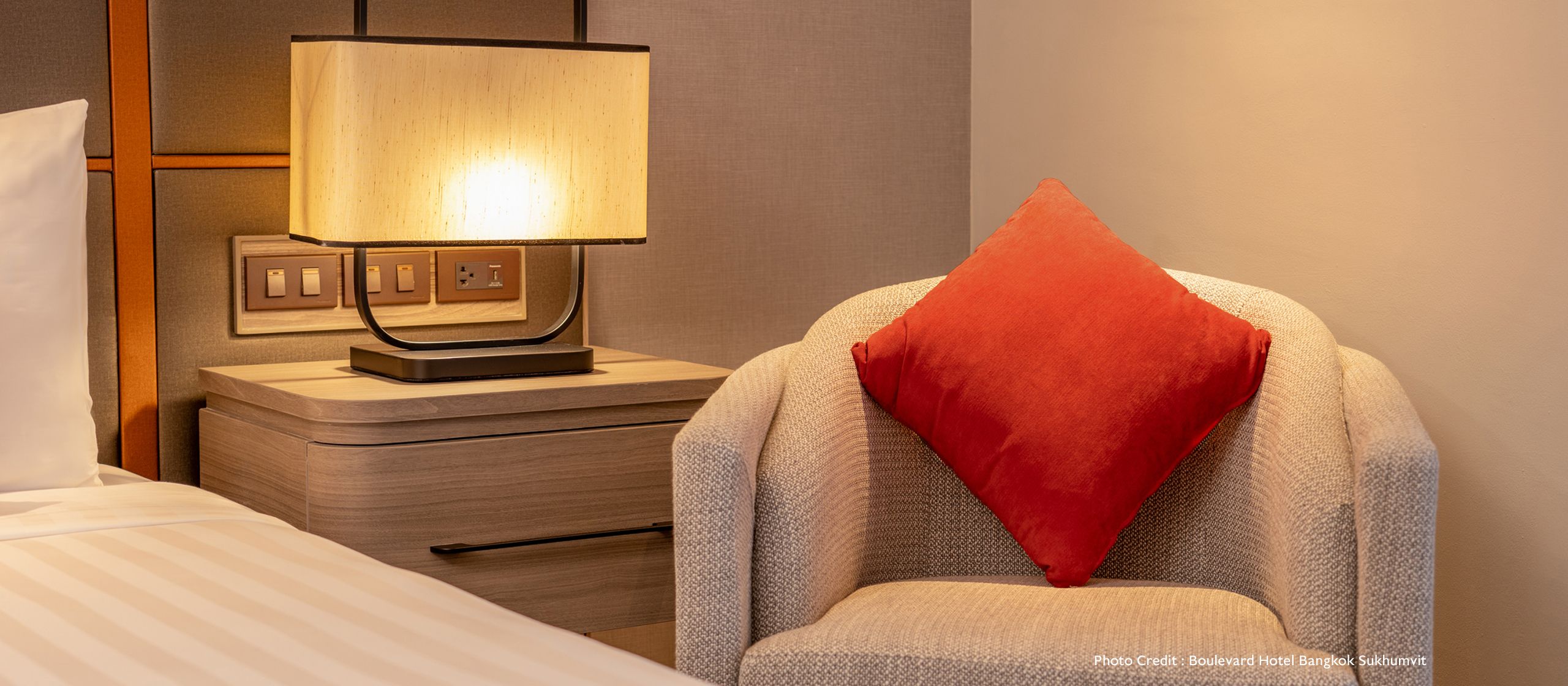 Boulevard Hotel Bangkok Sukhumvit